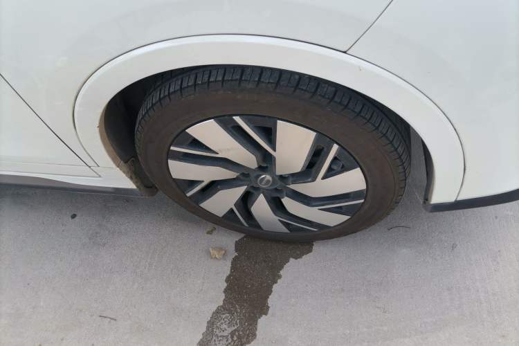 Used AION Trumpchi GE3 2018 530 Intelligent Edition Right Front Wheel Hub