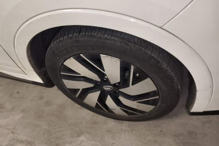 Used AION Trumpchi GE3 2018 530 Enjoy Edition Right Front Wheel Hub