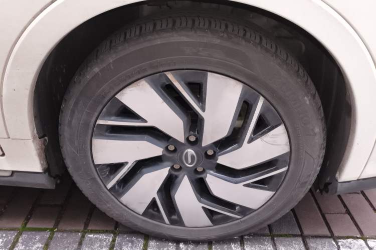 Used AION Trumpchi GE3 2018 530 Intelligent Edition Right Front Wheel Hub