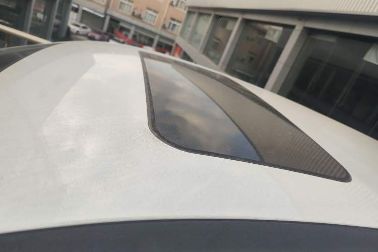 Used AION Trumpchi GE3 2018 530 Internet Enjoyment Version Roof