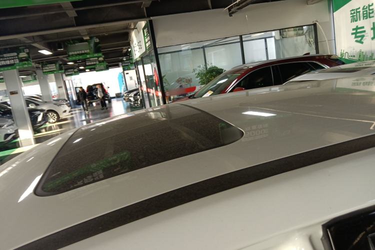Used AION Trumpchi GE3 2018 530 Internet Enjoyment Version Roof