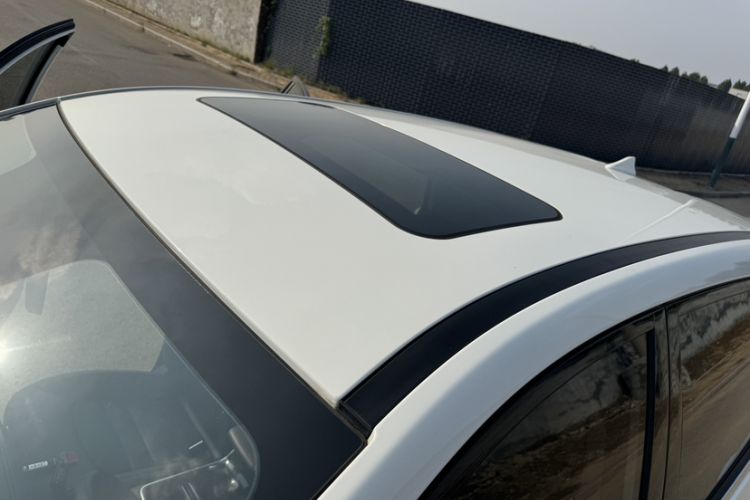 Used AION Trumpchi GE3 2018 530 Internet Enjoyment Version Roof