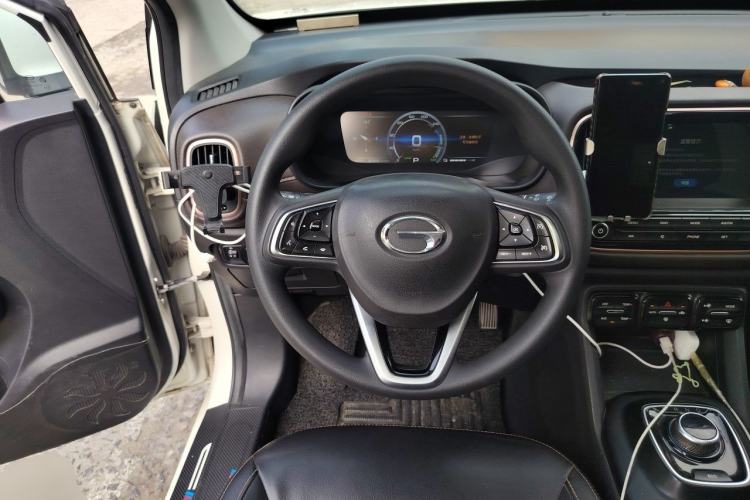Used AION Trumpchi GE3 2018 530 Internet Enjoyment Version Steering Wheel