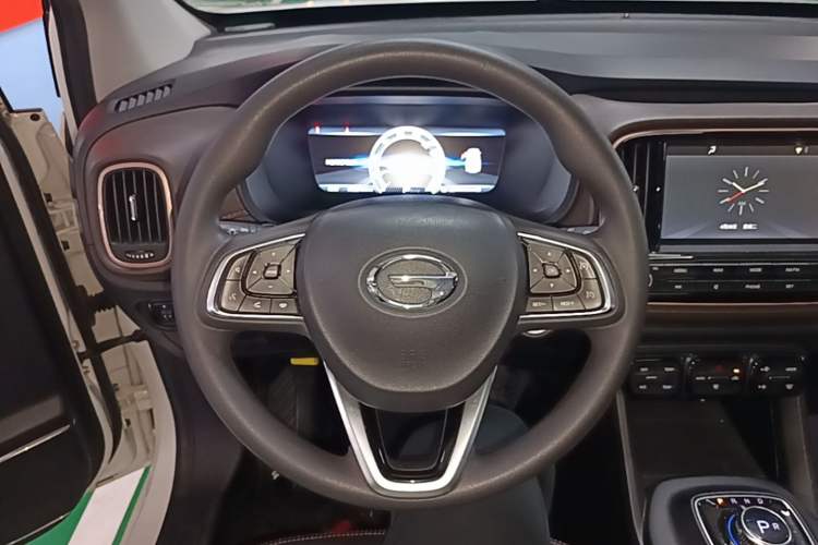 Used AION Trumpchi GE3 2018 530 Internet Enjoyment Version Steering Wheel