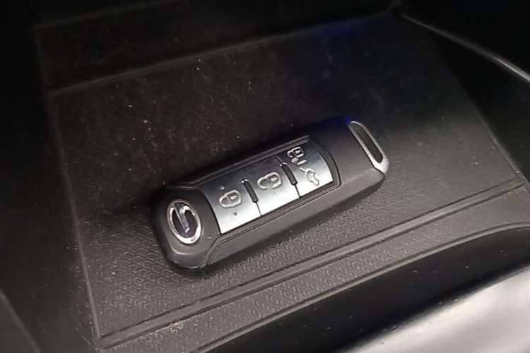Used AION Trumpchi GE3 2018 530 Internet Enjoyment Version Vehicle Key