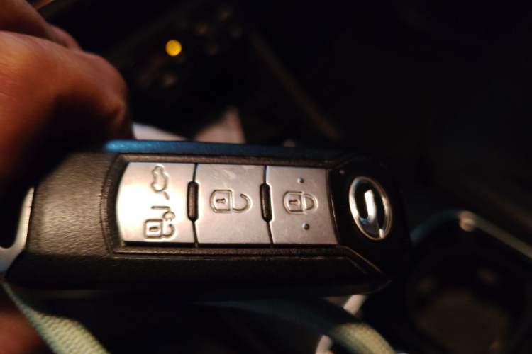 Used AION Trumpchi GE3 2018 530 Internet Premium Edition Vehicle Key