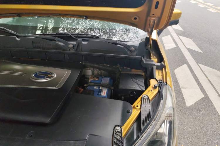 Used AION Trumpchi GE3 2018 530 Internet Premium Edition Engine Bay Left