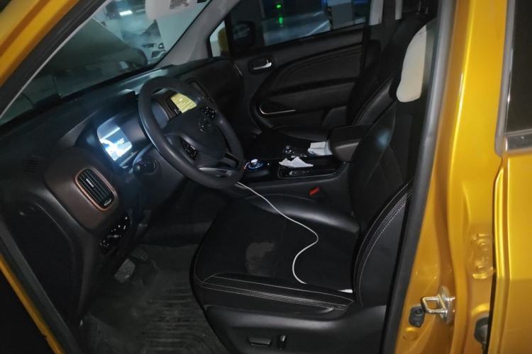 Used AION Trumpchi GE3 2018 530 Internet Enjoyment Version Left Front Seat