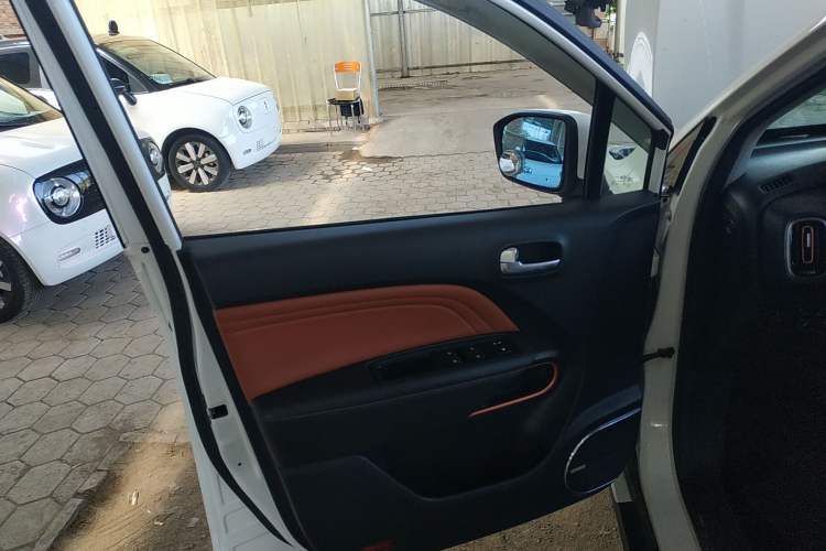Used AION Trumpchi GE3 2020 530 Internet Enjoyment Edition Interior 4