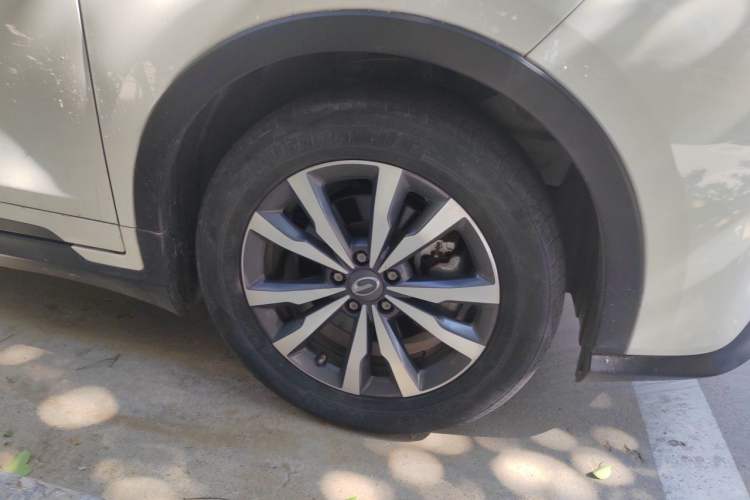 Used AION Trumpchi GE3 2020 530 Internet Enjoyment Edition Right Front Wheel Hub