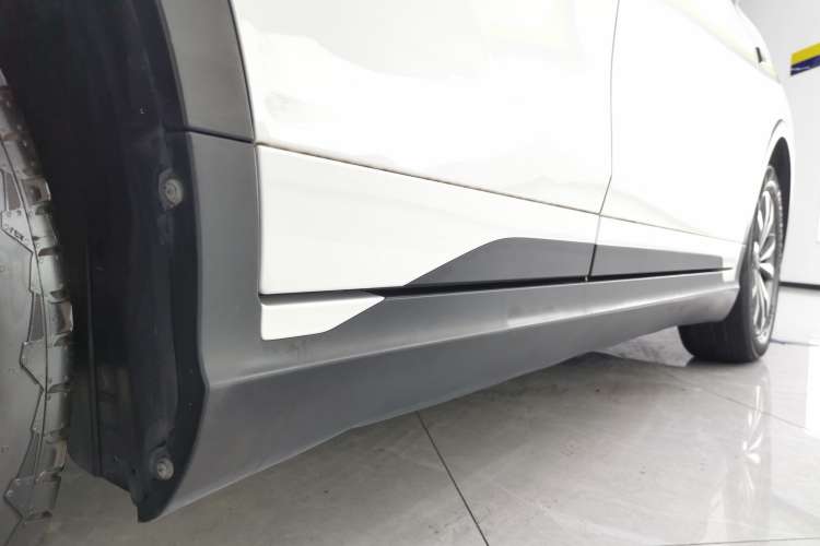 Used AION Trumpchi GE3 2020 530 Internet Enjoyment Edition Right Side Sill