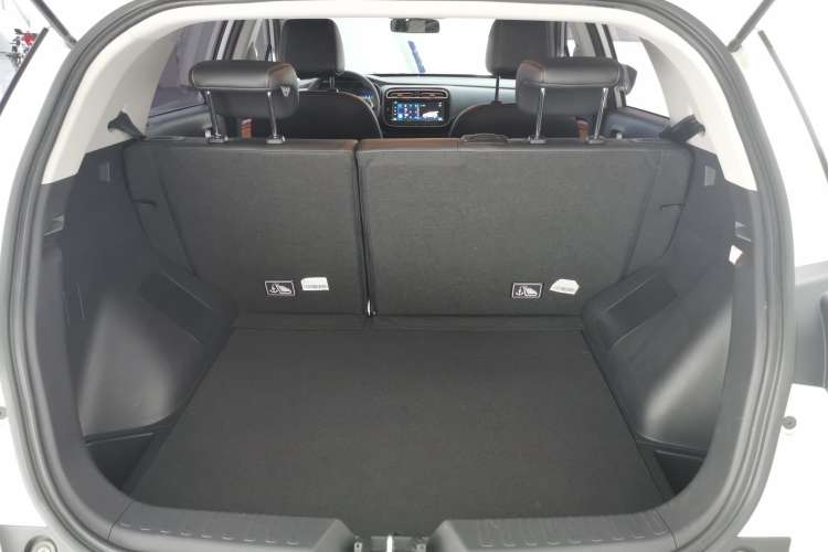 Used AION Trumpchi GE3 2020 530 Internet Enjoyment Edition Trunk