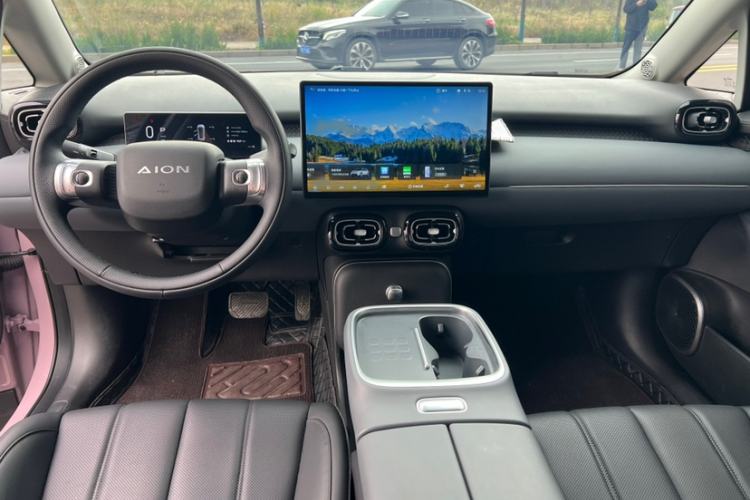 Used AION UT 2025 420 Intelligent Luxury Edition Interior 3