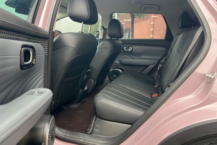Used AION UT 2025 420 Intelligent Luxury Edition Interior 5