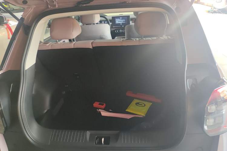 Used AION UT 2025 330 Starlight Edition Trunk