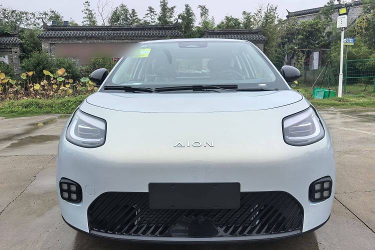 Used AION UT 2025 330 Starlight Edition Exterior 1