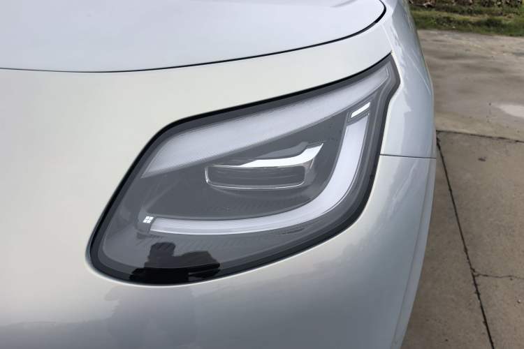 Used AION UT 2025 330 Starlight Edition Left Front Headlight