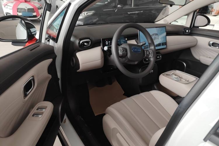 Used AION UT 2025 330 Starlight Edition Left Front Seat