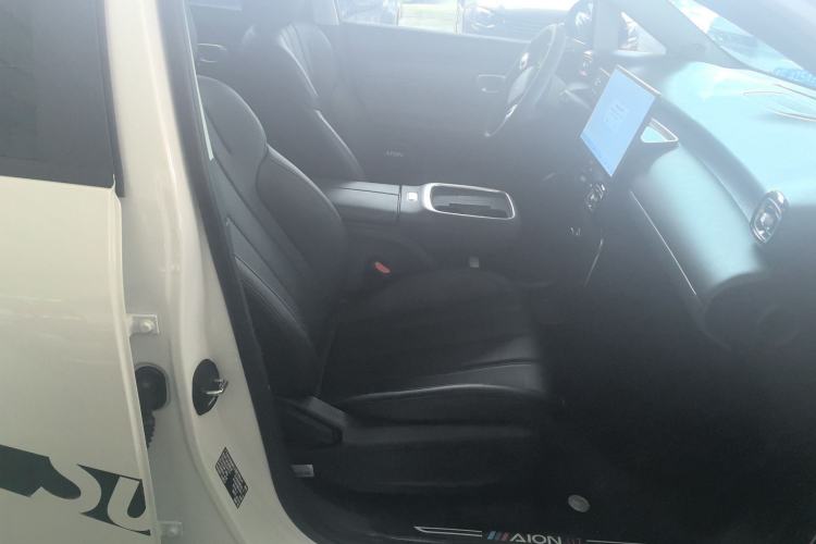 Used AION UT 2025 420 Intelligent Luxury Edition Right Front Seat
