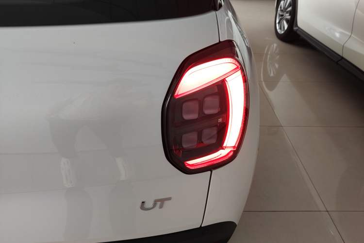 Used AION UT 2025 330 Starlight Edition Right Rear Taillight