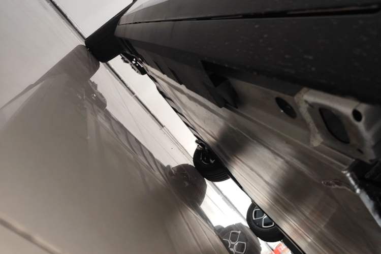 Used AION UT 2025 330 Starlight Edition Right Side Sill