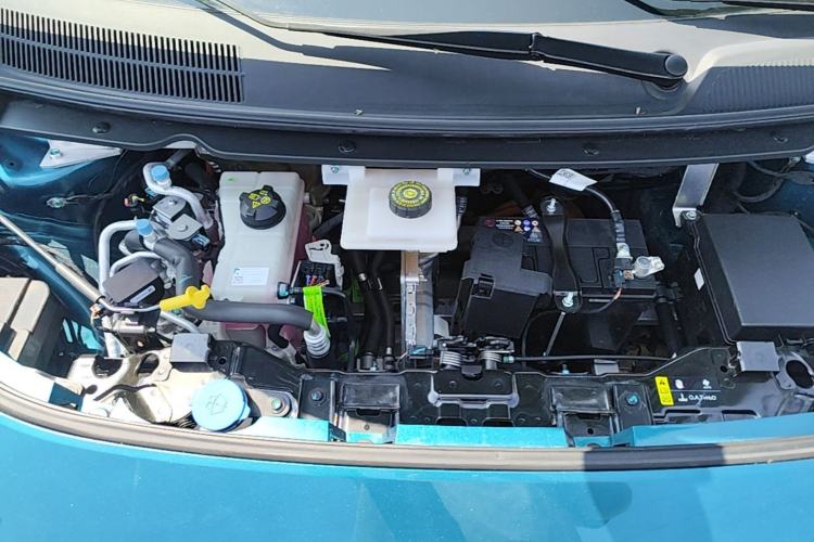 Used AION UT 2025 420 Prestige Edition Engine Bay