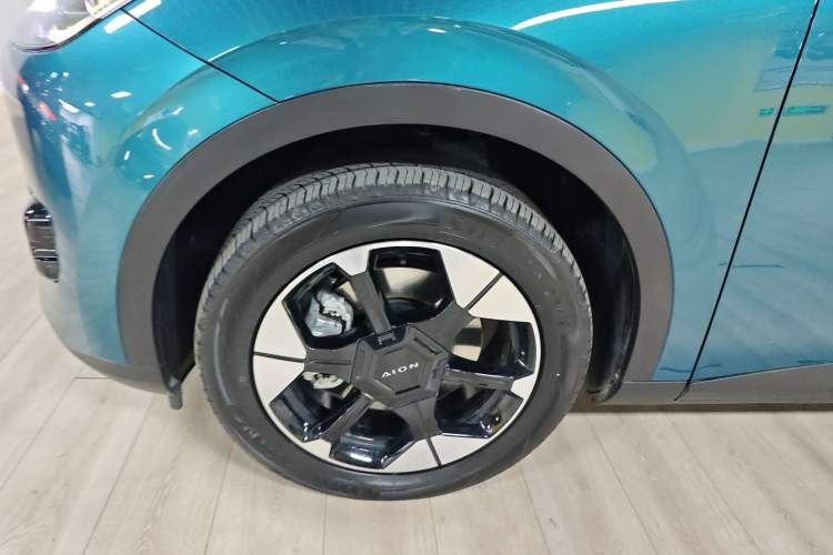 Used AION UT 2025 420 Prestige Edition Exterior 4