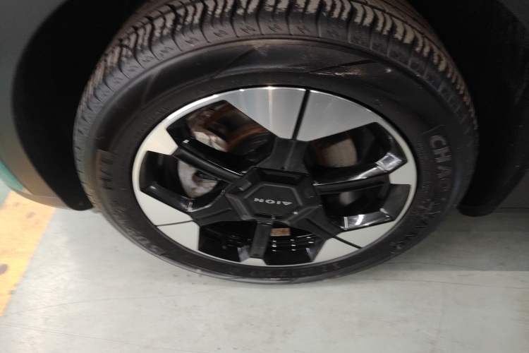 Used AION UT 2025 420 Prestige Edition Exterior 4