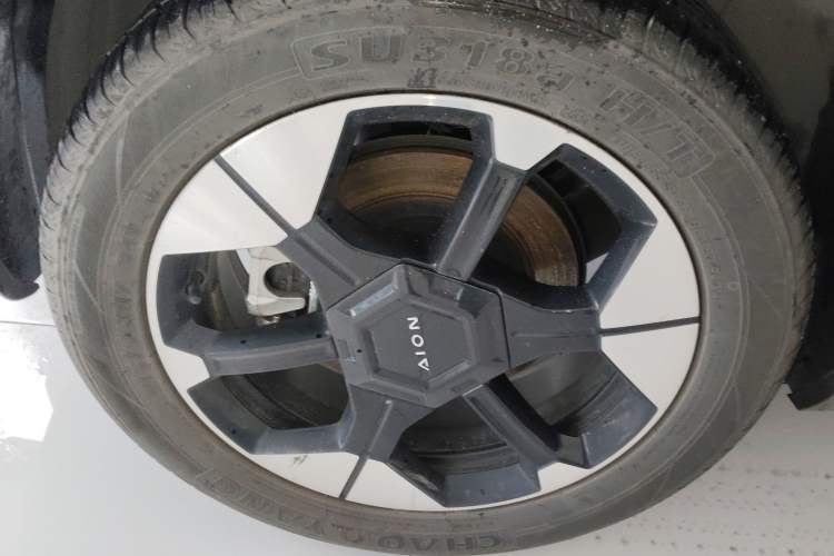 Used AION UT 2025 420 Prestige Edition Exterior 5