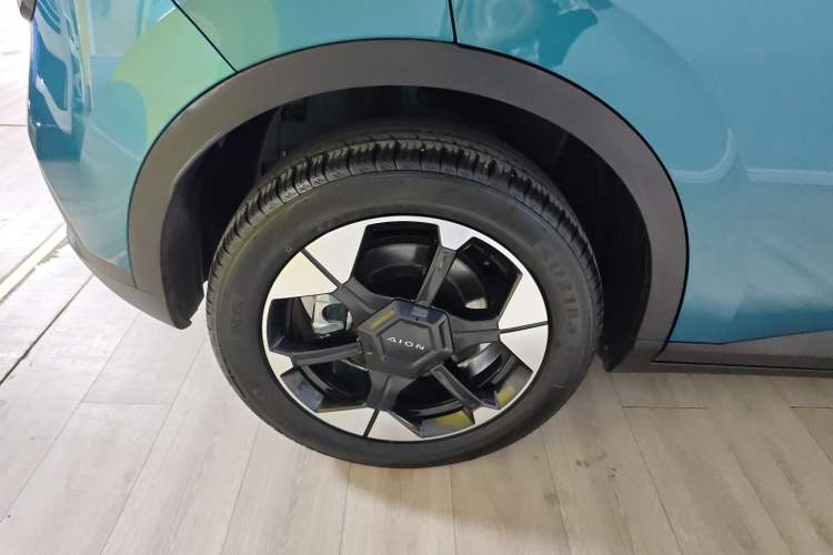 Used AION UT 2025 420 Prestige Edition Exterior 5