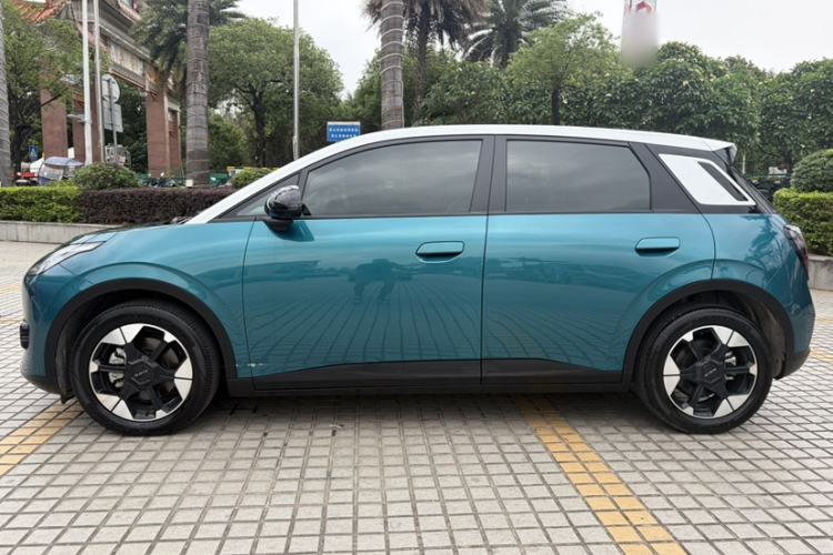 Used AION UT 2025 420 Prestige Edition Exterior 6