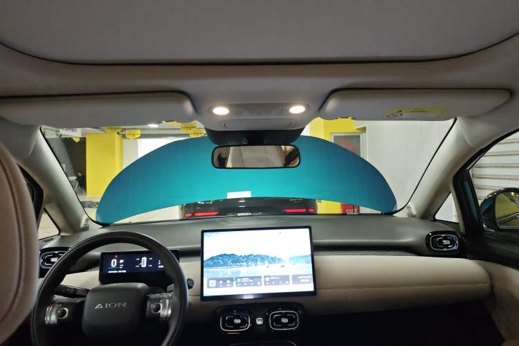 Used AION UT 2025 420 Prestige Edition Headliner