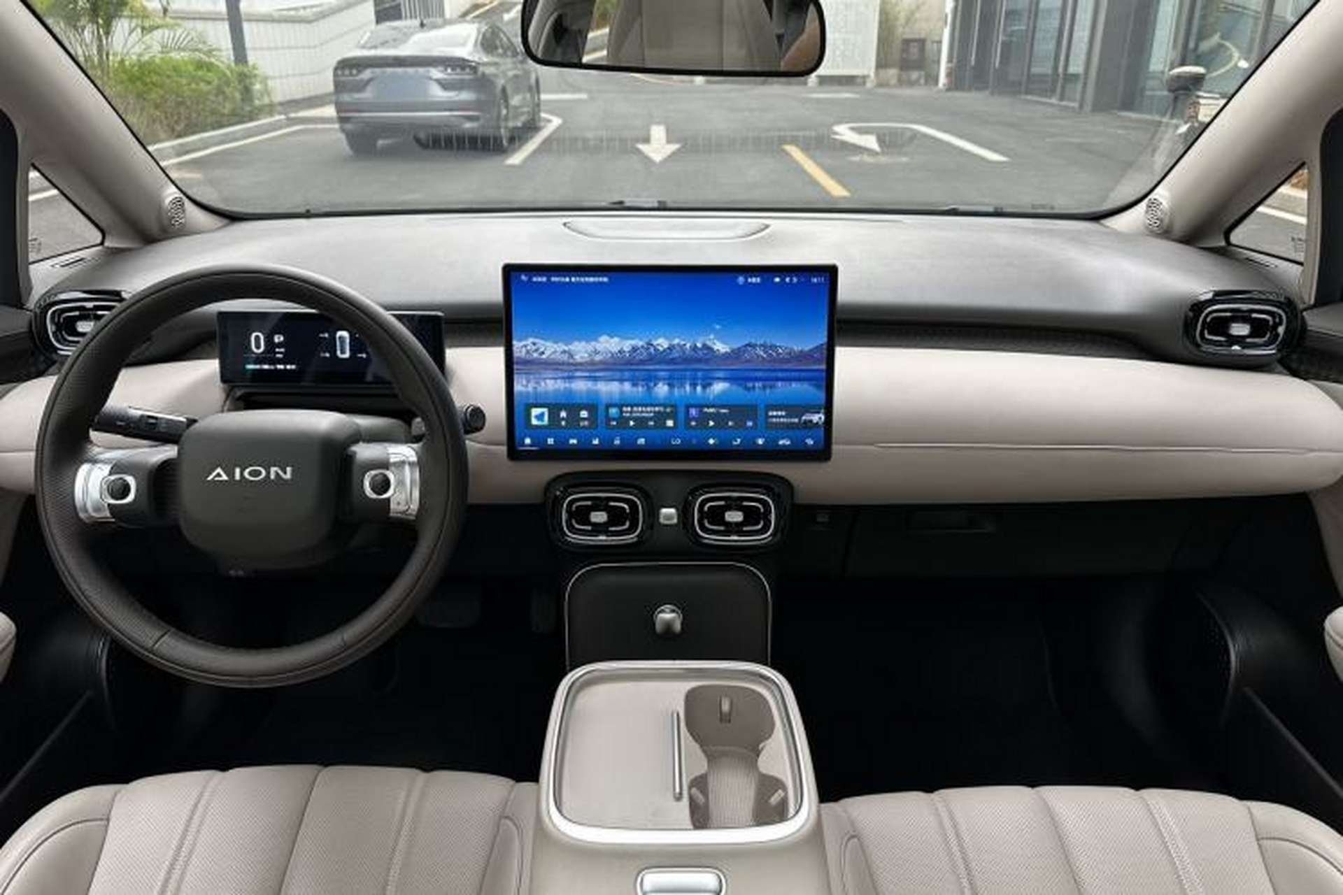 Used AION UT 2025 420 Prestige Edition Interior 4