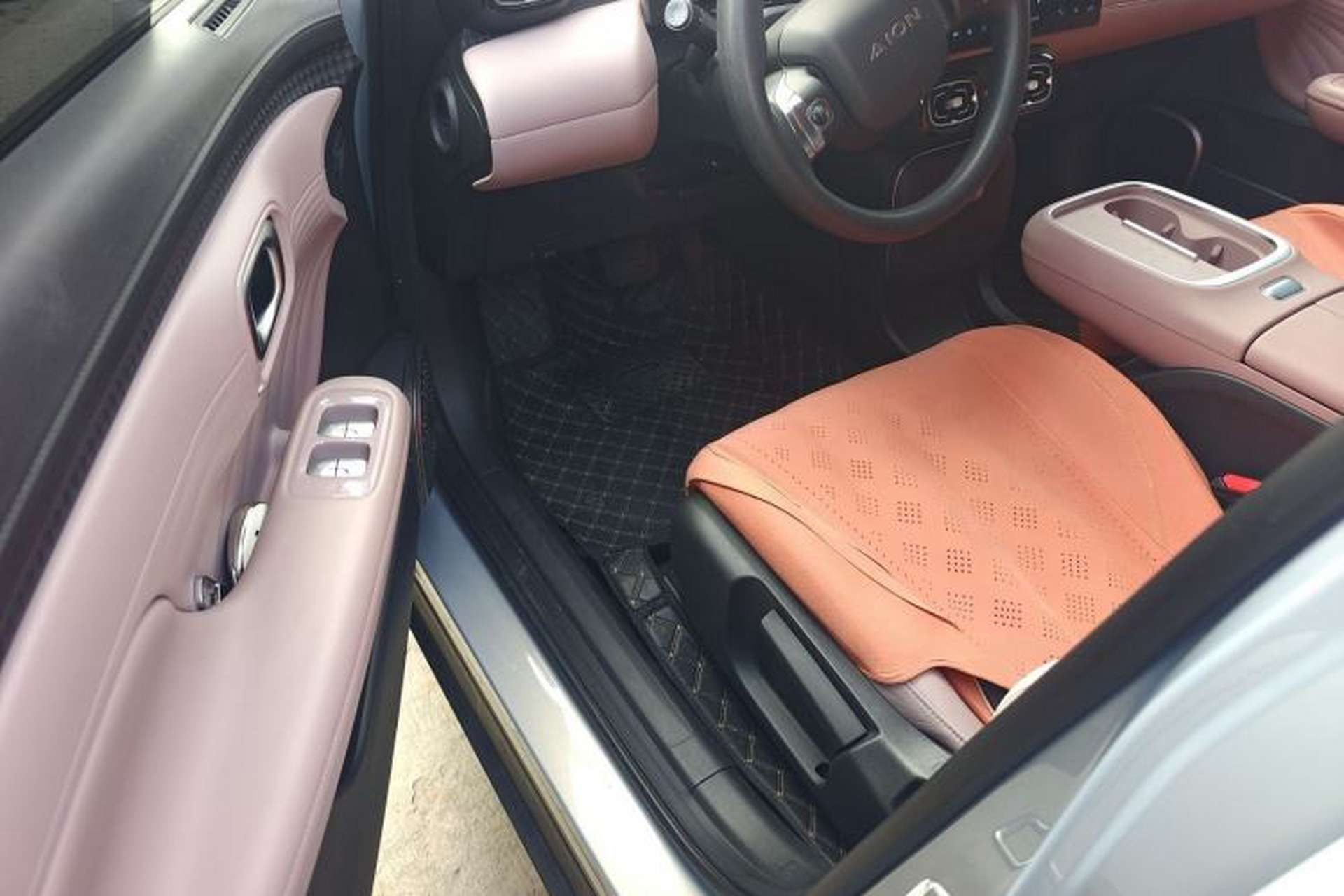 Used AION UT 2025 330 Star Edition Left Front Seat