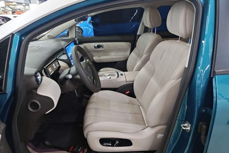 Used AION UT 2025 420 Prestige Edition Left Front Seat