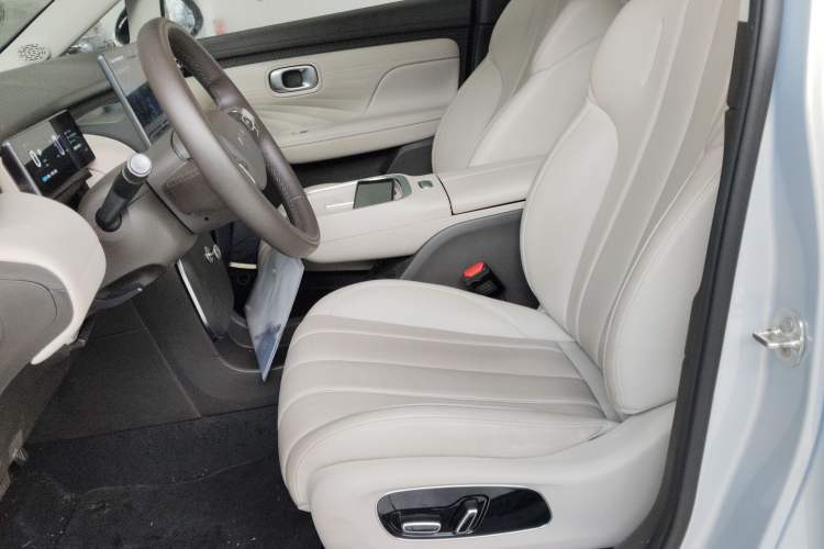 Used AION UT 2025 420 Prestige Edition Left Front Seat