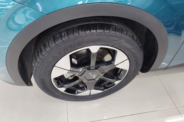 Used AION UT 2025 420 Prestige Edition Left Front Wheel Hub