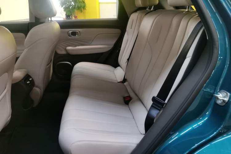 Used AION UT 2025 420 Prestige Edition Left Rear Seat