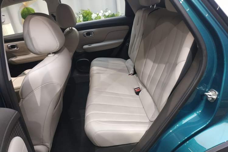 Used AION UT 2025 420 Prestige Edition Left Rear Seat