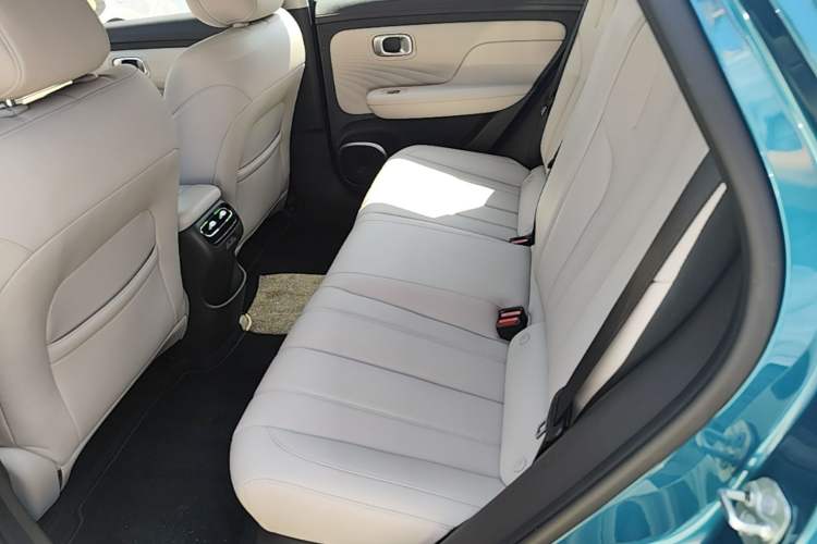 Used AION UT 2025 420 Prestige Edition Left Rear Seat