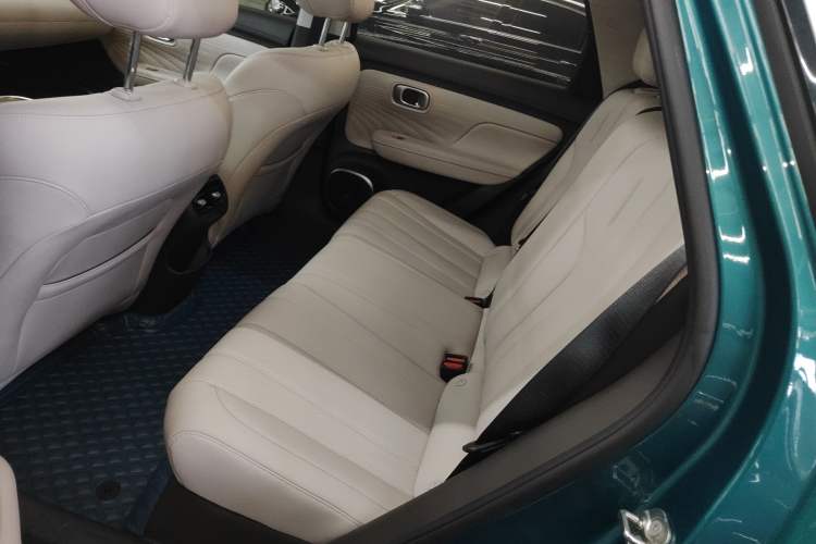 Used AION UT 2025 420 Prestige Edition Left Rear Seat