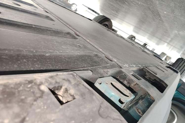 Used AION UT 2025 330 Starlight Edition Left Side Sill