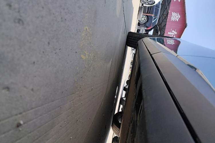 Used AION UT 2025 420 Prestige Edition Left Side Sill