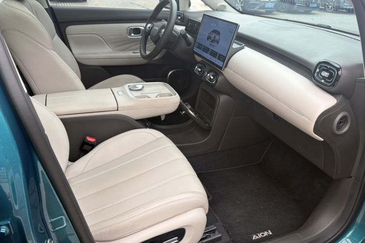 Used AION UT 2025 420 Prestige Edition Right Front Seat