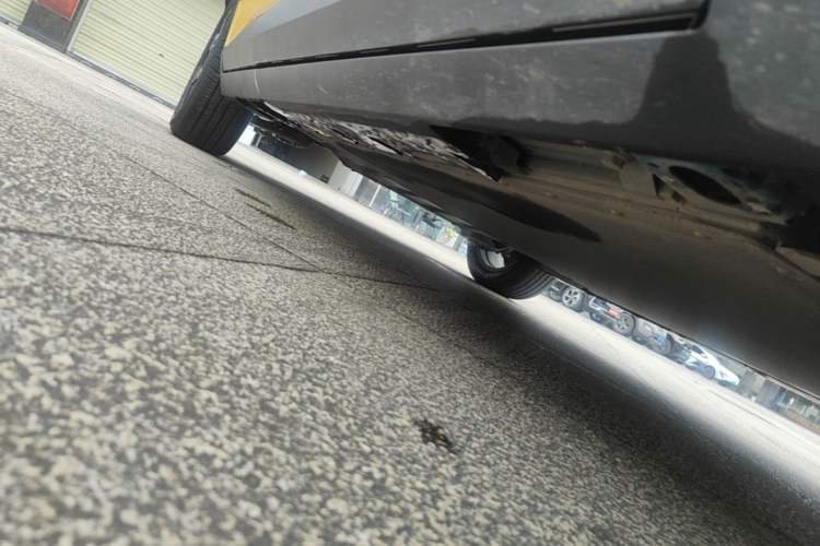 Used AION UT 2025 420 Prestige Edition Right Side Sill