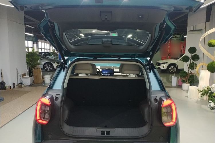 Used AION UT 2025 420 Prestige Edition Trunk