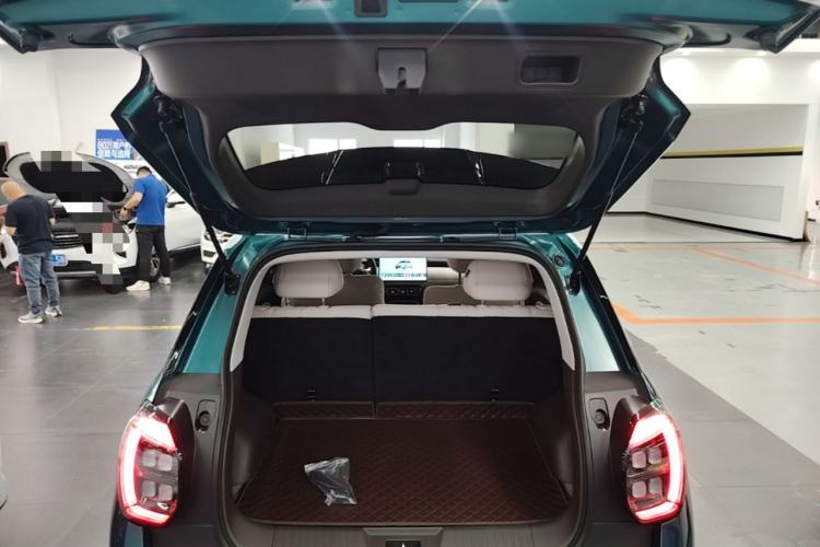 Used AION UT 2025 330 Starlight Edition Trunk
