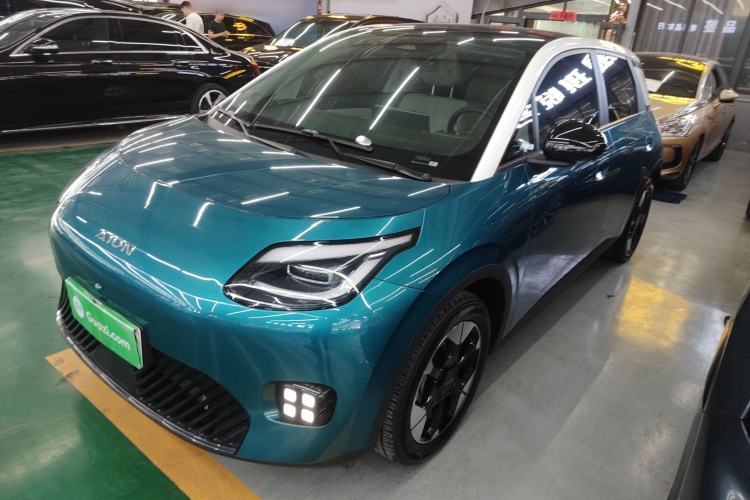 Used AION UT 2025 420 Prestige Edition Guazi used car, China used car export, Used car for sale, Used AION cars, Cheapest cars for sale, Electric vehicle, New energy car