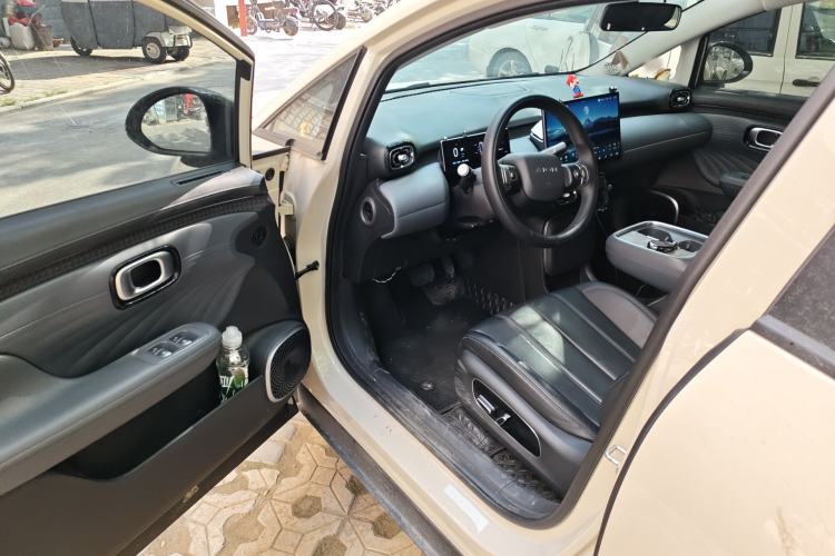 Used AION UT 2025 420 Intelligent Luxury Edition Interior 3