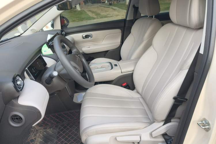 Used AION UT 2025 420 Smart Edition Left Front Seat